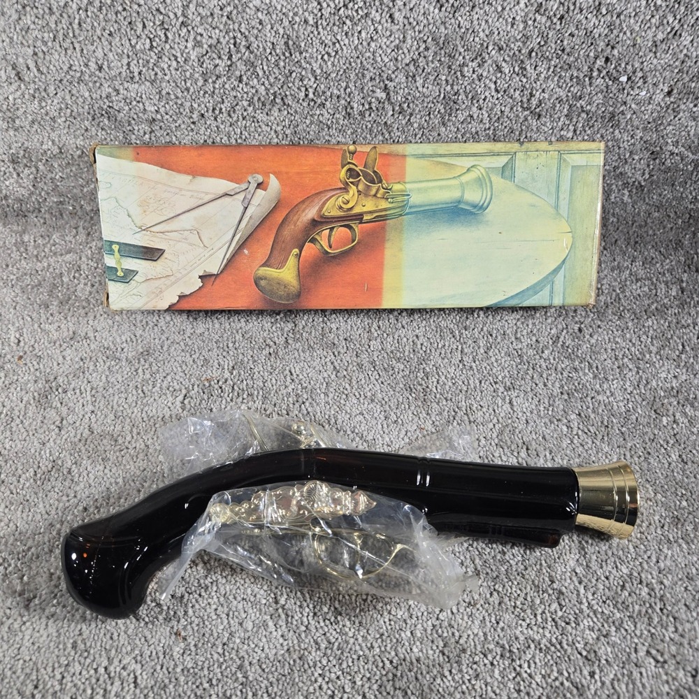 Full Avon Blunderbuss Pistol 1780 Everest After Shave Amber Glass Decanter 5.5oz